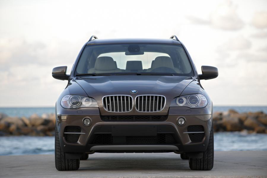  BMW X5 xDrive 5.0i 2010 года  (фото 116 из 142)